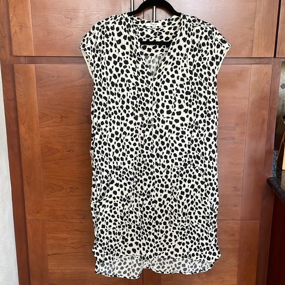 Madewell Dresses & Skirts - Madewell Morningside shift dress in leopard print